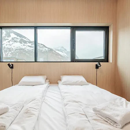 Northern Retreat * Lyngværet